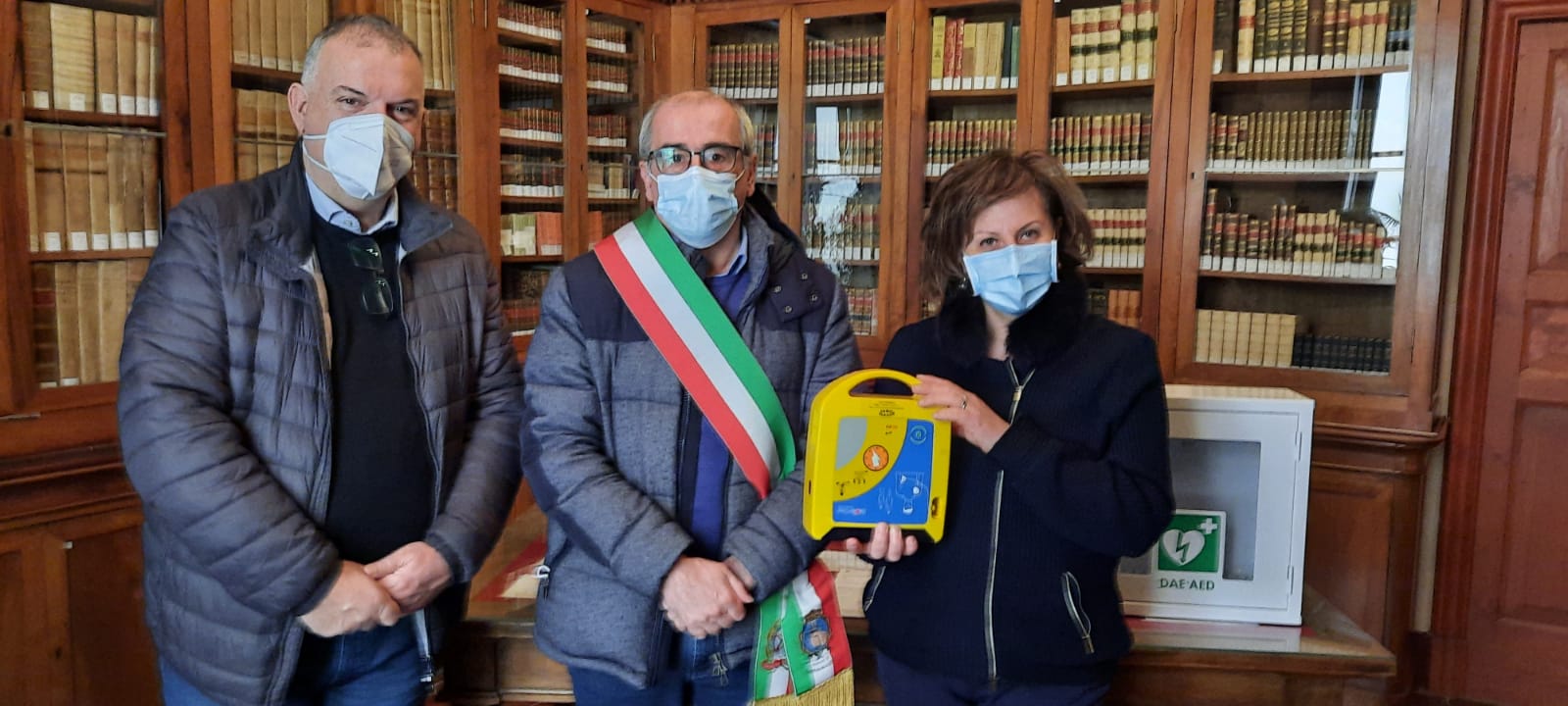 L'associazione “Gian Franco Lupo” consegna un defibrillatore alla città di Rionero in Vulture